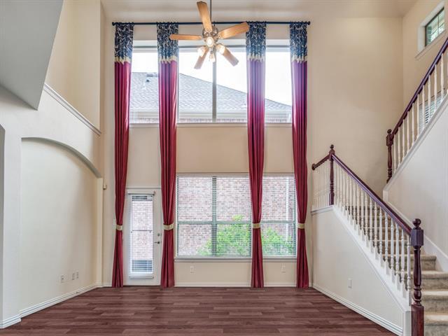 Building Photo - 1704 Estacado Dr