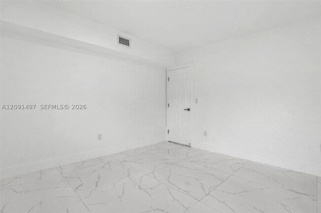 Building Photo - 431 E 62nd St