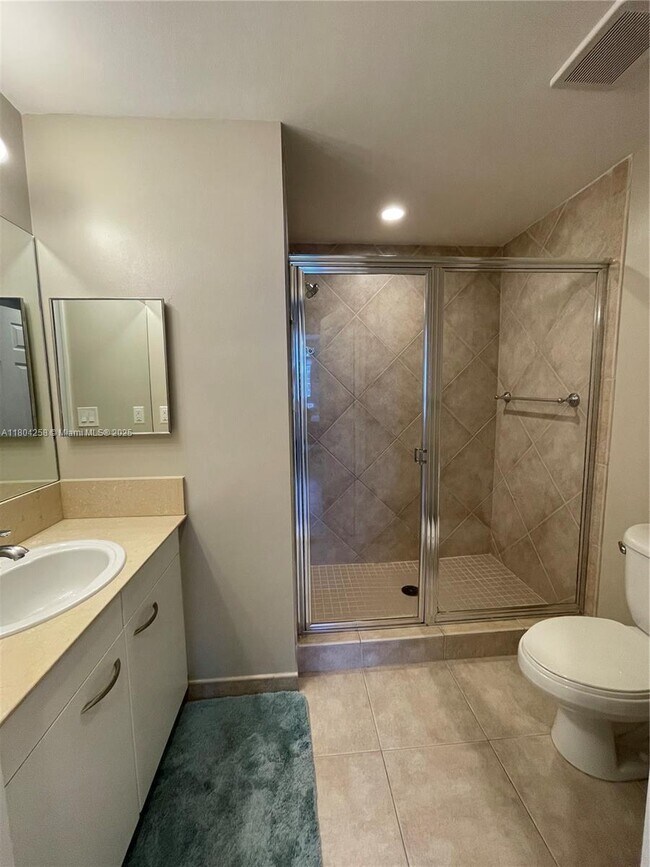 Building Photo - 2080 S Ocean Dr