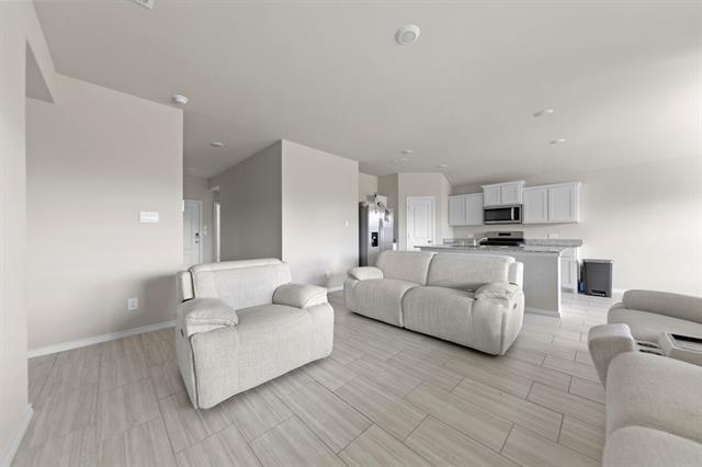 Building Photo - 752 Cedarbrook Dr