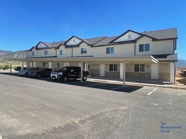 Primary Photo - Cedar City Townhome!