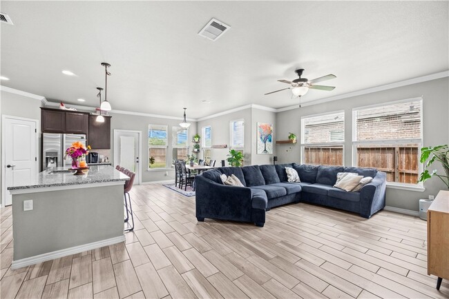 Building Photo - 8130 Osprey St