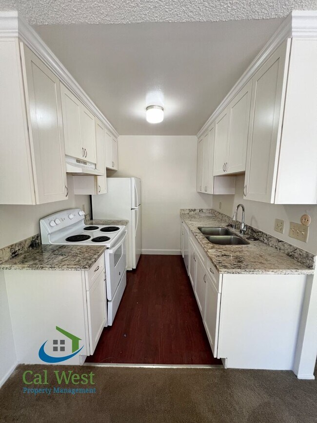 Building Photo - 930 Kiely Blvd
