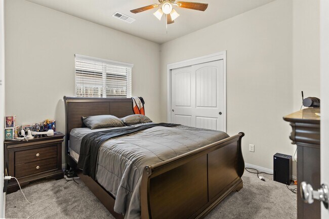 Building Photo - 9408 Citrus Creek Dr