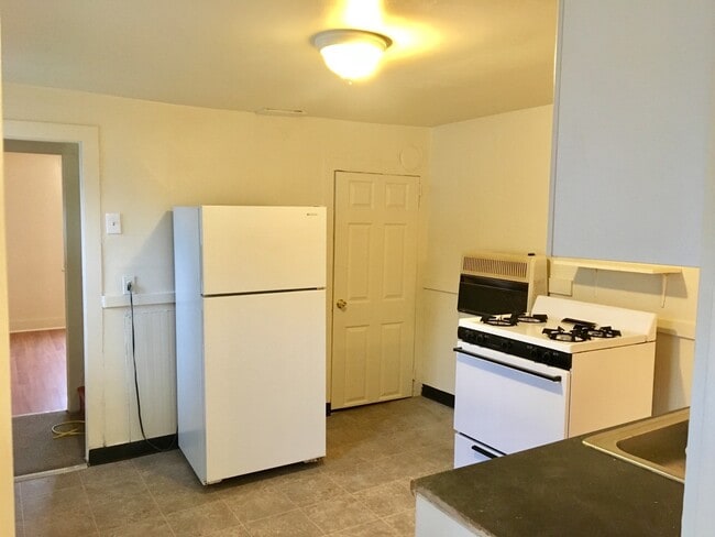 Building Photo - ROCKWOOD 1-3