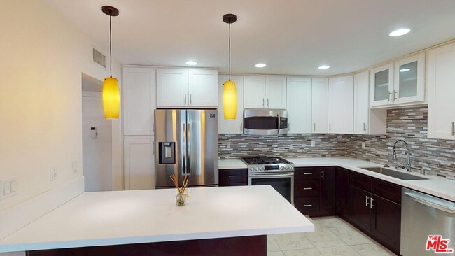 Building Photo - 4520 Natick Ave