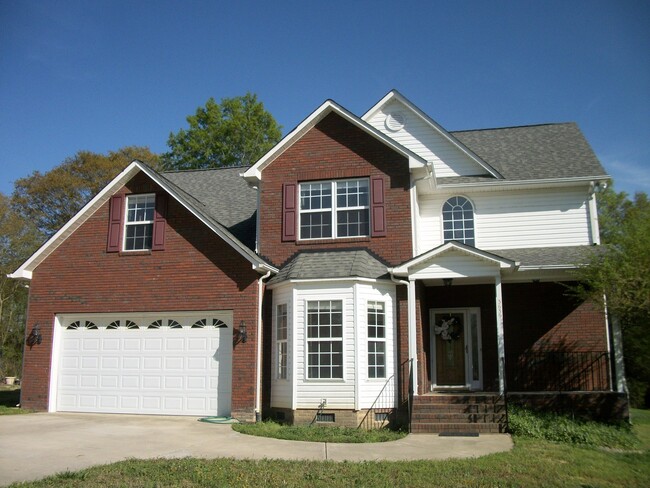 Primary Photo - 3639 Hamilton Rd