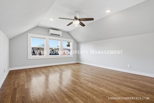 Building Photo - 1740 SE 47th Ave