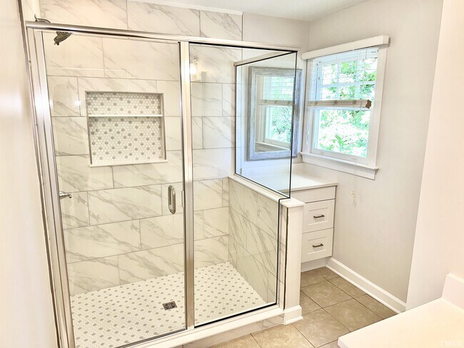 Building Photo - 305 Cary Pines Dr
