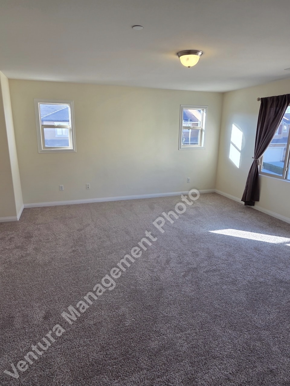 Building Photo - 13347 Stonebridge Ct