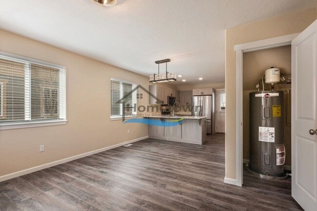 Building Photo - Craftsman-Style Home in Coeur d'Alene with...