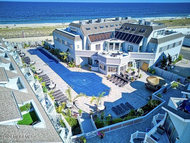 Building Photo - 900 Ocean Ave