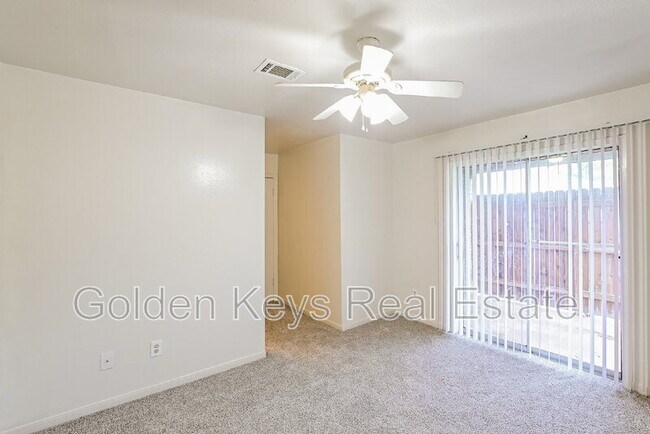 Building Photo - 709 San Benito Dr