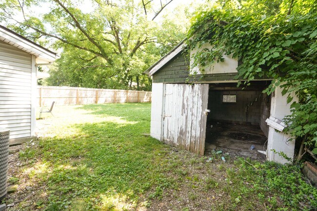 Building Photo - 417 Pyke Rd