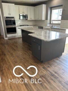 Building Photo - 13668 Fossil Dr