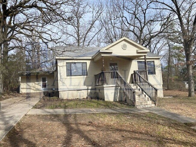 Primary Photo - Park Hill Bungalow