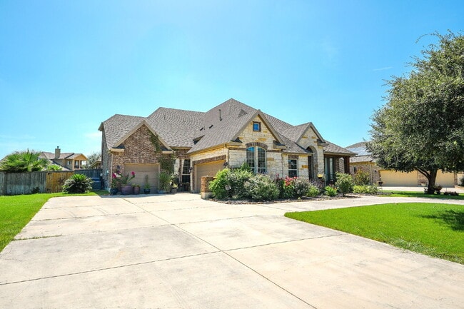 Building Photo - 5919 Dewdrop Ln