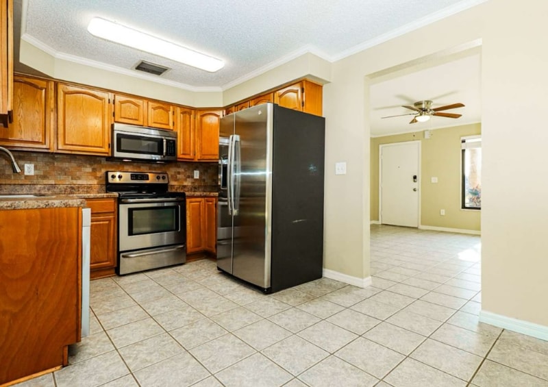 Building Photo - 1800 Loch Haven Ct