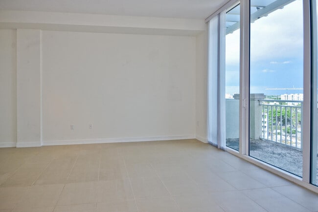 Building Photo - 480 Hibiscus St
