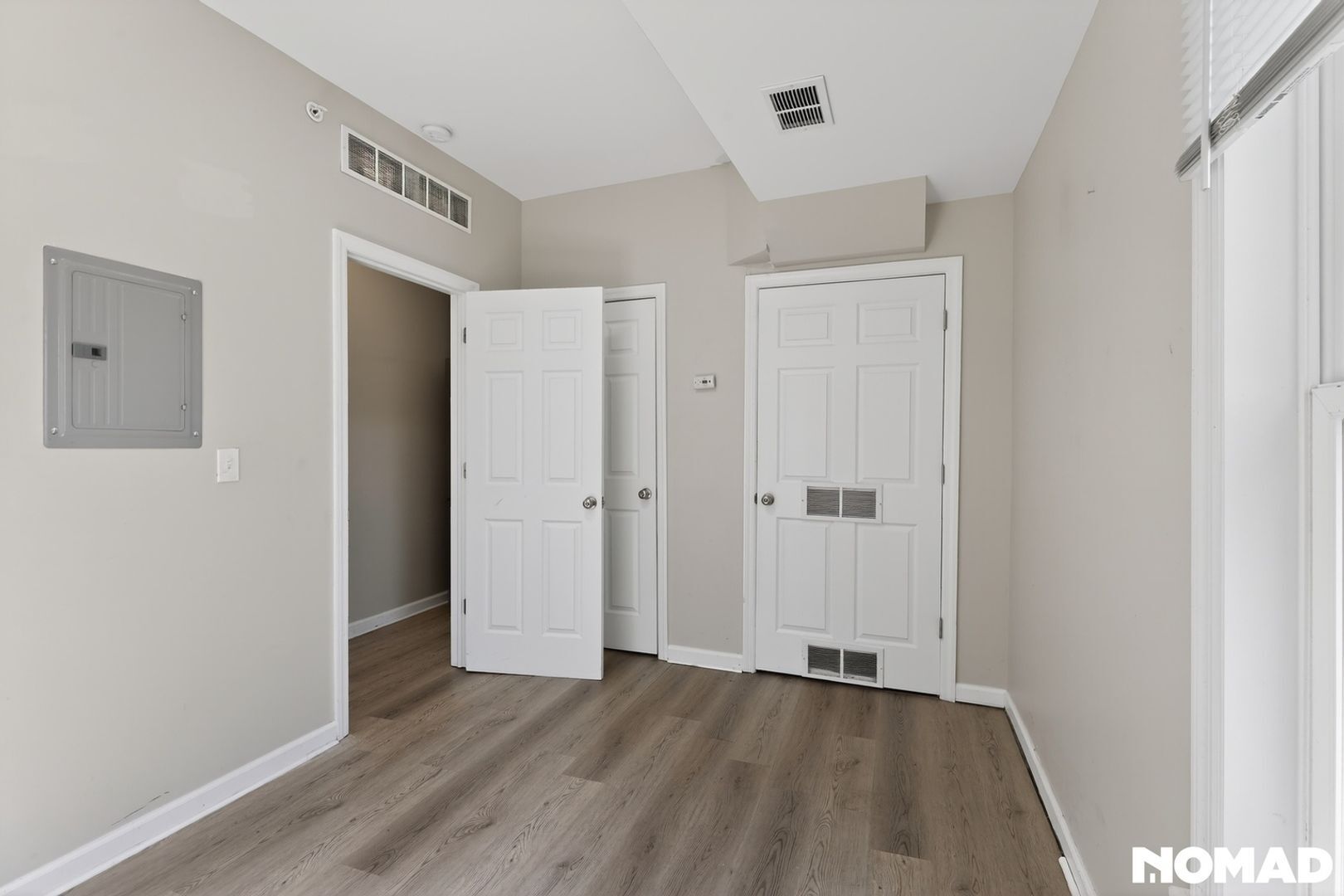 Building Photo - 558 Marston St