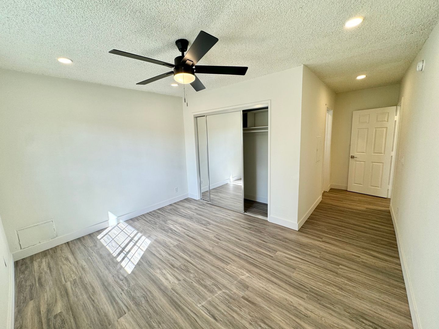 Building Photo - 4106 Inglewood Blvd
