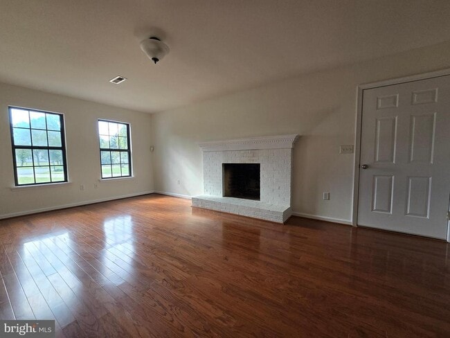 Building Photo - 68 Liberto Ln