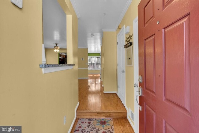 Building Photo - 9354 Sombersby Ct