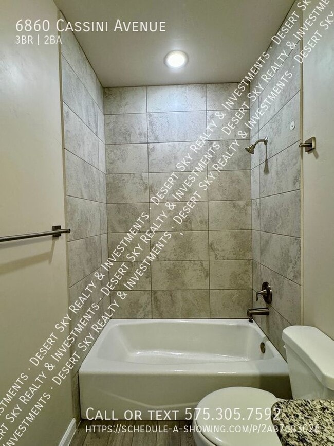 Building Photo - 6860 Cassini Ave