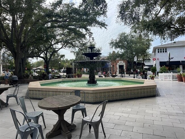 Building Photo - 800 S Dakota Ave