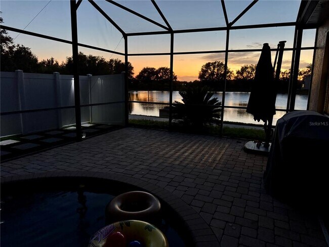 Building Photo - 6811 Helmsley Cir