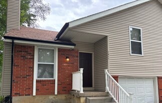 Building Photo - 1411 La Chateau Dr