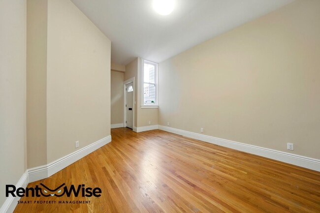 Building Photo - 875 Alvarado St