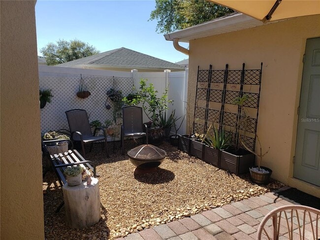 Building Photo - 16530 Cedar Crest Dr