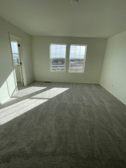 Building Photo - 17332 W 93rd Pl
