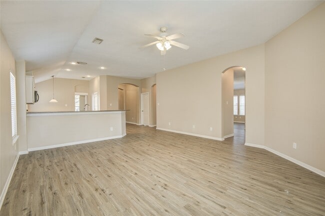 Building Photo - 17231 Hollow Sands Ct