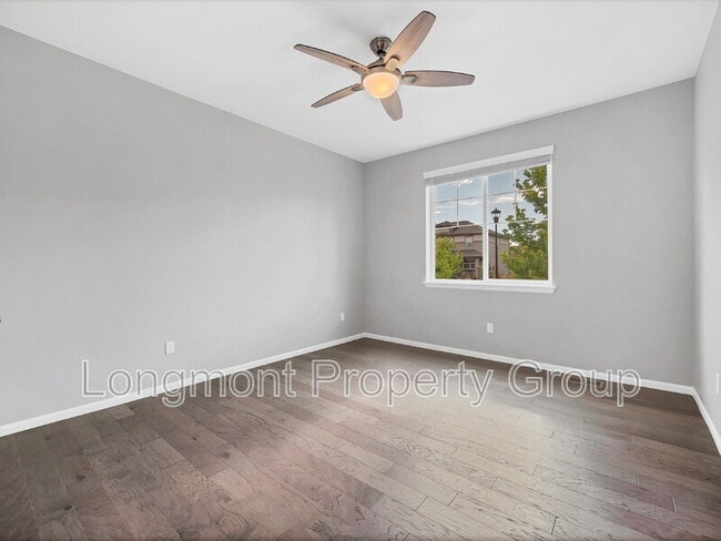 Building Photo - 256 Western Sky Cir