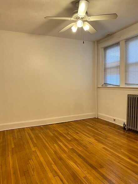 Building Photo - 1607 Commonwealth Ave