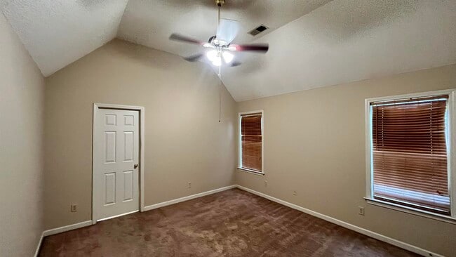 Building Photo - 7276 Amberly Way Dr