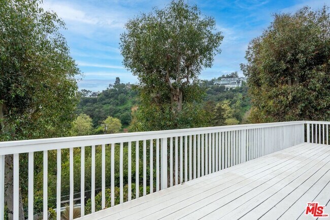 Building Photo - 1862 Kimberly Ln