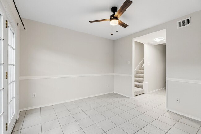 Building Photo - 6422 Burgoyne Dr.