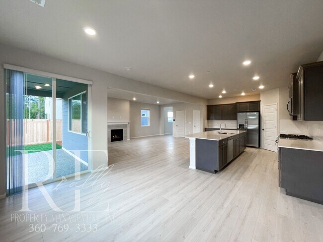 Building Photo - BRAND NEW 2024 HOME!