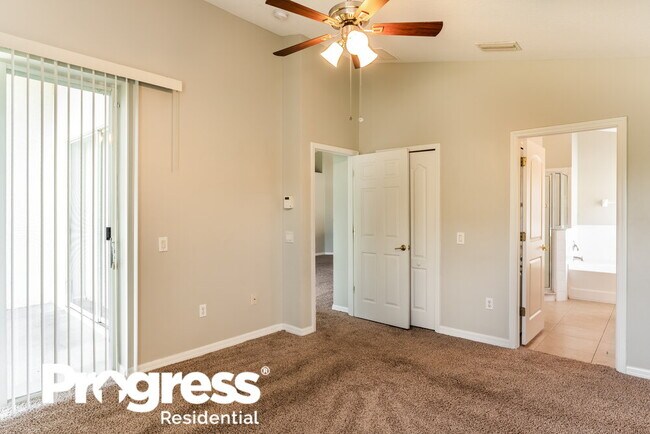 Building Photo - 10038 Creek Bluff Dr