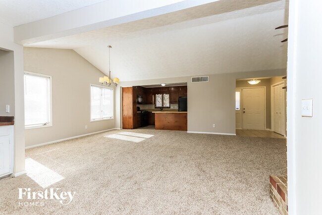 Building Photo - 1548 Stoneleigh Way