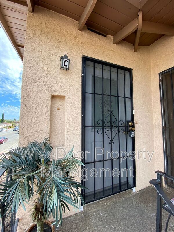 Building Photo - 1101 Beach St