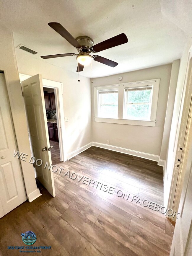 Building Photo - $200 OFF FIRST MONTH RENT - Beautiful 3 Be...