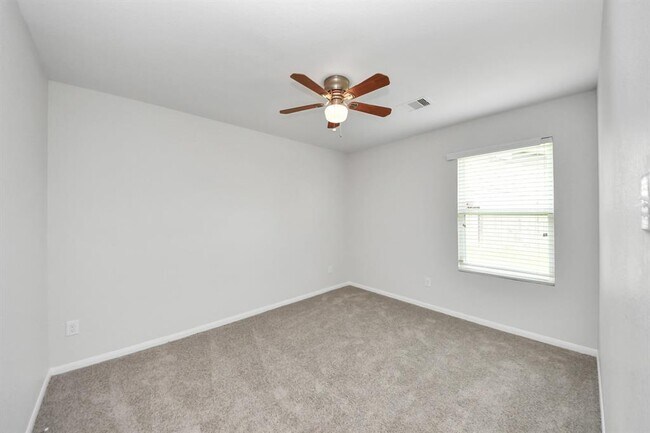 Building Photo - 15218 Taos Creek Ct