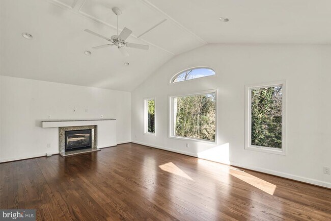 Building Photo - 6313 Tone Dr