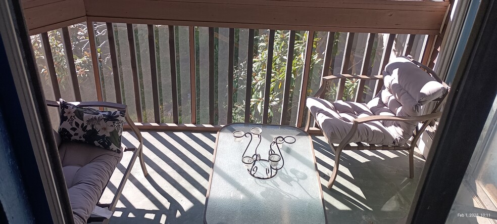 Patio Furniture - 54 Avant Garde Cir