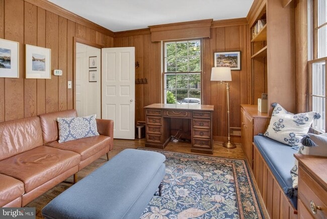 Building Photo - 5973 Searl Terrace