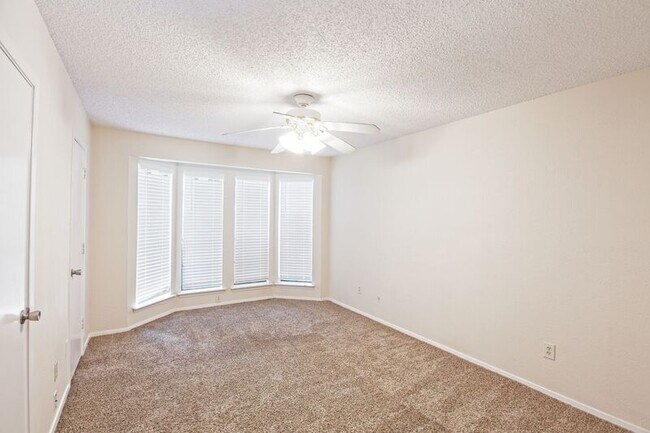 Building Photo - 5000 Cedar Springs Rd
